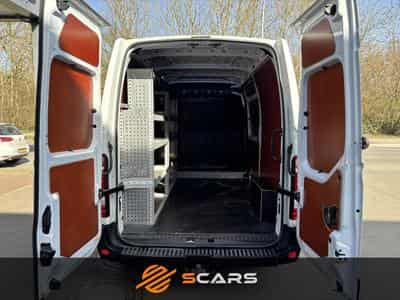 Renault Master Advance 2.3Dci 150cv Automatique L2H2 (2024) - Foto 7
