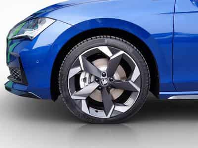 Skoda Superb Sportline (2026) - Photo 8