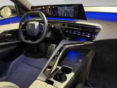 Peugeot 5008 1.2 PHASE III GT LINE (2025) - Foto 7