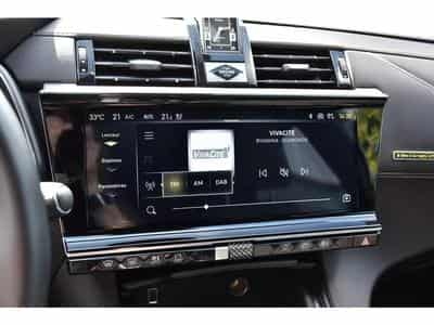 DS Automobiles DS7 (2024) - Photo 11