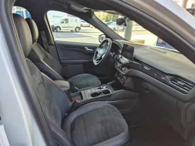 Ford Kuga ST-Line X PHEV 225cv Aut. FWD (2022) - Photo 8