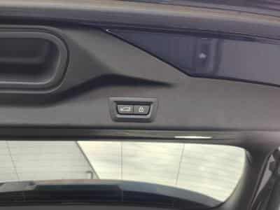 BMW X5 X5 XDRIVE45E PACK M TOIT OUVRANT CAMERA 360 SUSPENSIONS PNEU (2021) - Photo 11