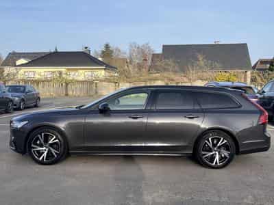 Volvo V90 B4 D 4x4 Geartronic R-Design Pano (2021) - Photo 6