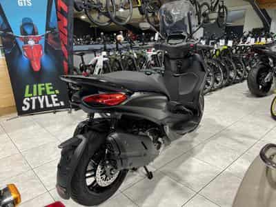 Piaggio Beverly DEEP BLACK (2026) - Foto 3
