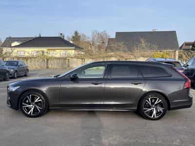 Volvo V90 B4 D 4x4 Geartronic R-Design Pano (2021) - Photo 6