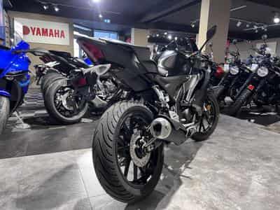 Yamaha YZF (2026) - Photo 3
