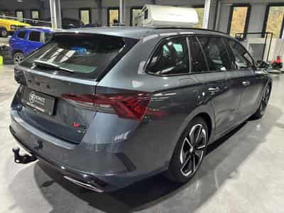 Skoda Octavia VRS 2.0 TSI 245 AT (2021) - Photo 3