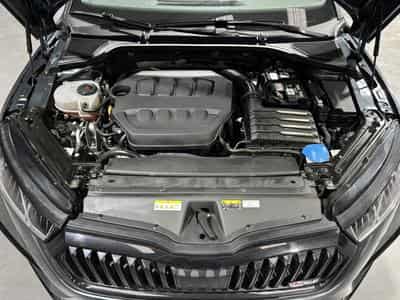 Skoda Octavia VRS 2.0 TSI 245 AT (2021) - Photo 9