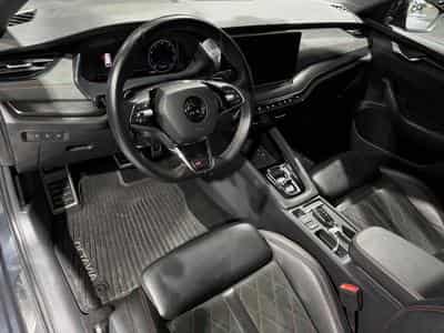 Skoda Octavia VRS 2.0 TSI 245 AT (2021) - Photo 10