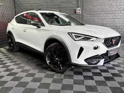 Cupra Formentor VZ 245CV eHybrid DSG6 *PANO *CAM 360°* *ATTELAGE* *BEATS* MA (2023) - Foto 3
