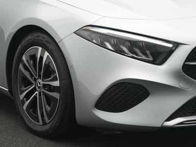 Mercedes A 180 d Progressive LED+Kamera+MBUX (2025) - Foto 9