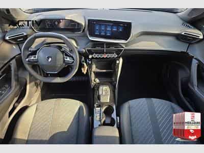 Peugeot 2008 Hybrid 145 e-DCS6 Allure (2026) - Foto 12
