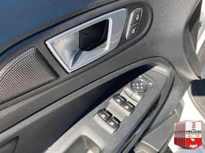 Ford ECOSPORT 1.0 ECOBOOST 125 ST-LINE (2019) - Photo 11