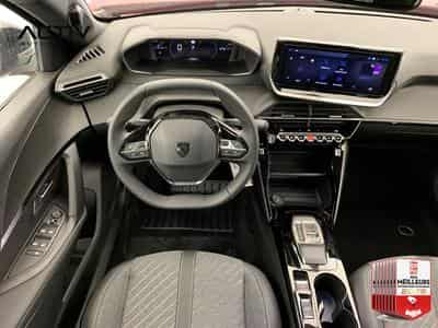 Peugeot 2008 Hybrid 145 e-DCS6 Allure (2026) - Foto 13