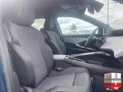 Peugeot 3008 1.2 HYBRID 145 ALLURE E-DCS6 (2025) - Photo 15