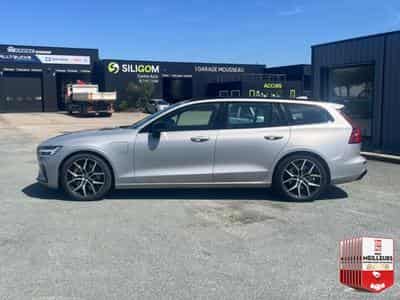 Volvo V60 T8 AWD 310+145 POLESTAR ENGINEERED GEARTRONIC 8 (2023) - Photo 15
