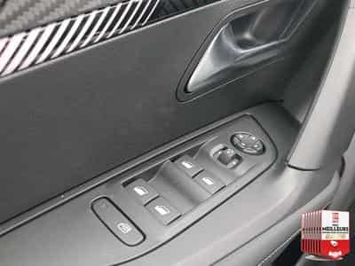 Peugeot 2008 1.2 100 ALLURE (2025) - Photo 11