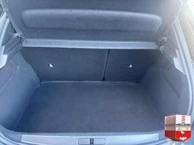 Peugeot 208 1.2 100 ALLURE (2025) - Photo 11