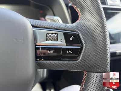 DS Automobiles DS7 E-TENSE 225 PERFORMANCE LINE + (2024) - Photo 14