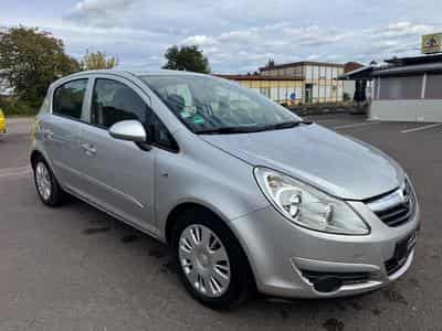Opel Corsa 1.3 80 ch (2008) - Photo 2