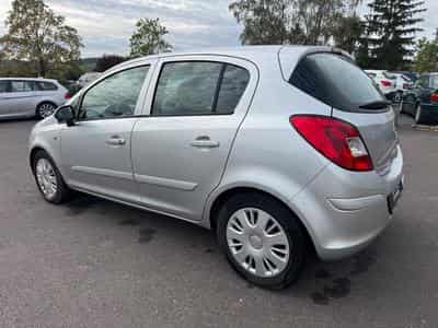 Opel Corsa 1.3 80 ch (2008) - Photo 3