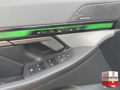 Bmw SERIE 5 (G60) I5 M60 601 XDRIVE (2024) - Photo 12