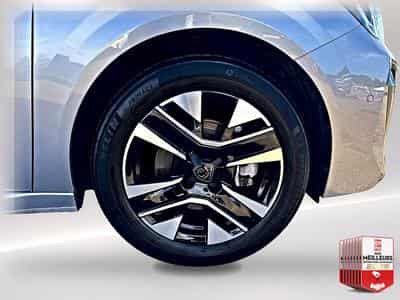 Peugeot 208 1.2 100 ALLURE (2025) - Photo 6