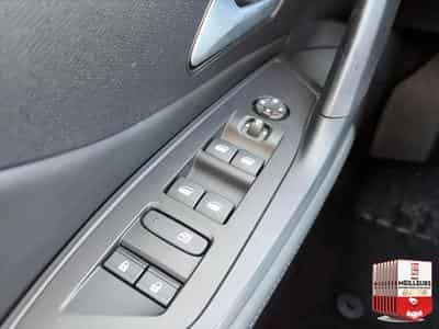 Peugeot 408 HYBRID 145 ALLURE E-DCS6 (2025) - Photo 11