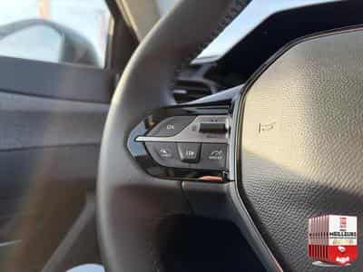 Peugeot 408 HYBRID 145 ALLURE E-DCS6 (2025) - Photo 13