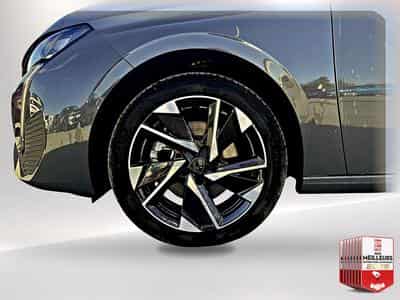 Peugeot 308 1.5 BLUEHDI 130 ALLURE EAT8 (2025) - Photo 9