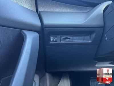 Peugeot 308 1.5 BLUEHDI 130 ALLURE EAT8 (2025) - Photo 15
