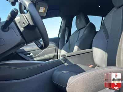 Peugeot 308 1.2 HYBRID 145 GT E-DCS6 (2025) - Photo 14