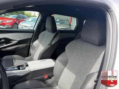 Peugeot 5008 HYBRID 145 ALLURE E-DCS6 (2025) - Photo 12