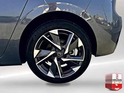 Peugeot 308 1.5 BLUEHDI 130 ALLURE EAT8 (2025) - Photo 9