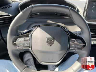 Peugeot 2008 1.2 100 STYLE (2025) - Photo 14