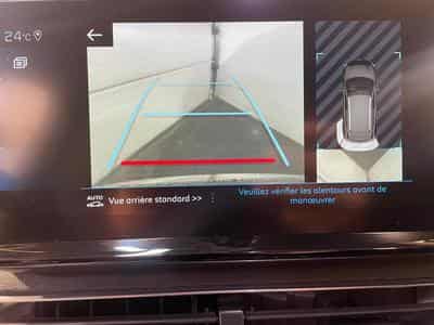 Peugeot 3008 1.5 BlueHDI 130 ALLURE ROAD TRIP I-COCKPIT GPS (2021) - Photo 6