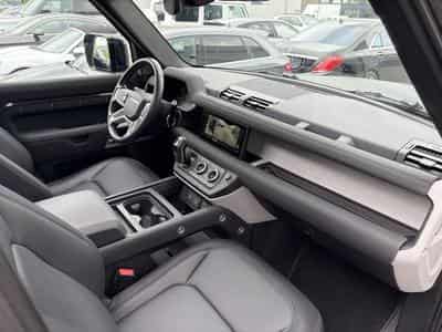 Land-Rover Defender Defender 110 P300 Hybrid X-Dynamic SE/CARPATHIAN (2023) - Foto 14