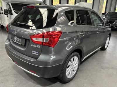 Suzuki S-Cross 1.4 GL+ AllGrip Hybrid (2021) - Photo 3