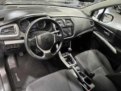 Suzuki S-Cross 1.4 GL+ AllGrip Hybrid (2021) - Photo 10