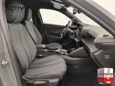 Peugeot 2008 Hybrid 145 ch e-DCS6 Allure (2026) - Photo 9