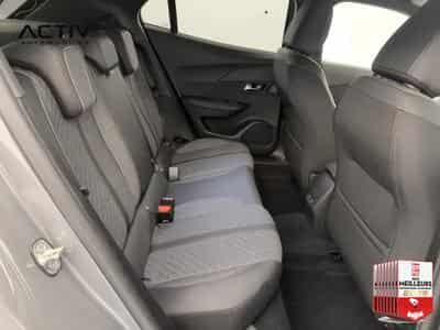 Peugeot 2008 Hybrid 145 ch e-DCS6 Allure (2026) - Photo 10