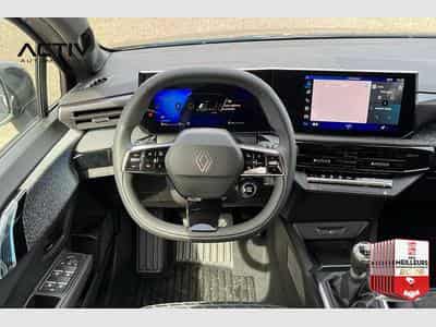 Renault CLIO 6 TCE 115 CH TECHNO (2026) - Foto 12