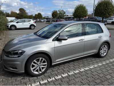 VW Golf Volkswagen Golf 2.0 TDI SCR DSG Life (2020) - Photo 1