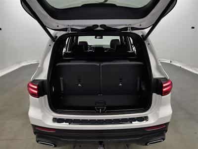 Mercedes GLB 180 180d AMG Line 7pl. NAVI / FULL LED / PANO / CAMERA 360° (2025) - Photo 14