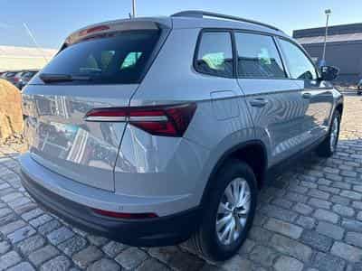 Skoda Karoq Selection 1.5 TSI (2026) - Photo 6