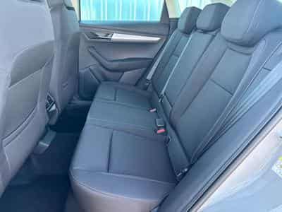 Skoda Karoq Selection 1.5 TSI (2026) - Photo 9