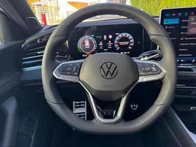 VW Passat Variant 1.5 TSI eHybrid 200 kW R-Line (2026) - Photo 6