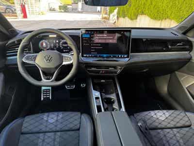 VW Passat Variant 1.5 TSI eHybrid 200 kW R-Line (2026) - Photo 8