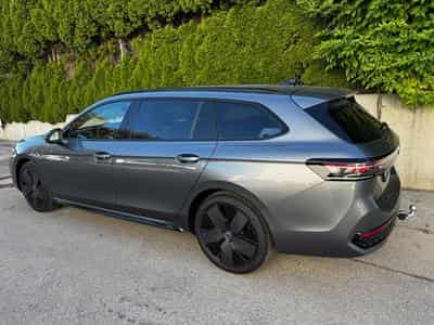 VW Passat Variant 1.5 TSI eHybrid 200 kW R-Line (2026) - Photo 3