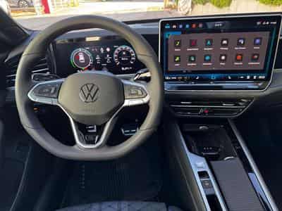 VW Passat Variant 1.5 TSI eHybrid 200 kW R-Line (2026) - Photo 7